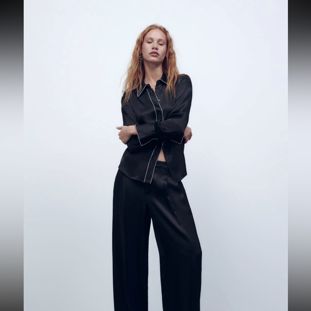 🆕 ZARA Black Top w/Rhinestone Details